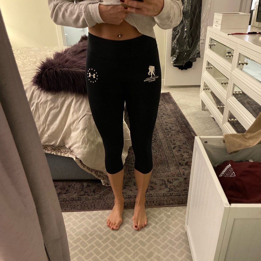 Under Armour Cropped Leggings